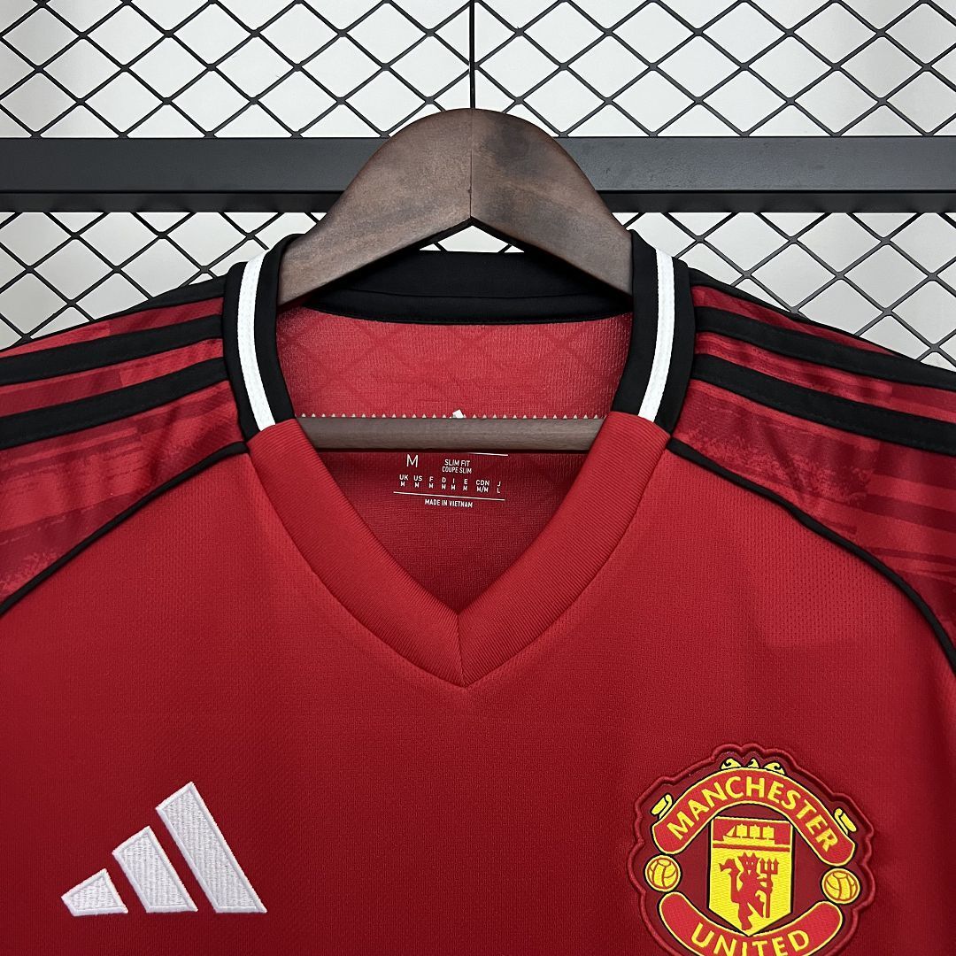 Manchester United 25/26 Home Shirt