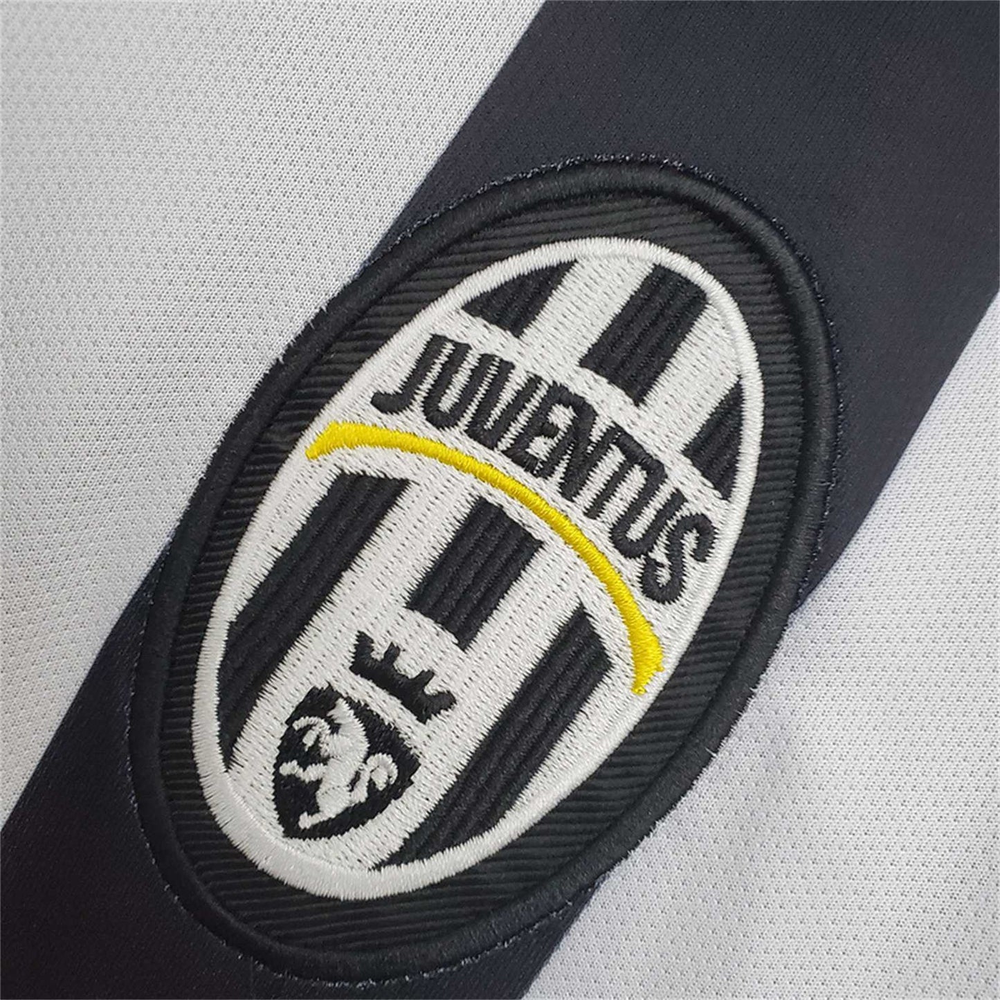 Juventus 14/15 Home Shirt