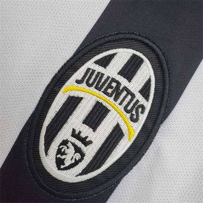 Juventus 14/15 Home Shirt