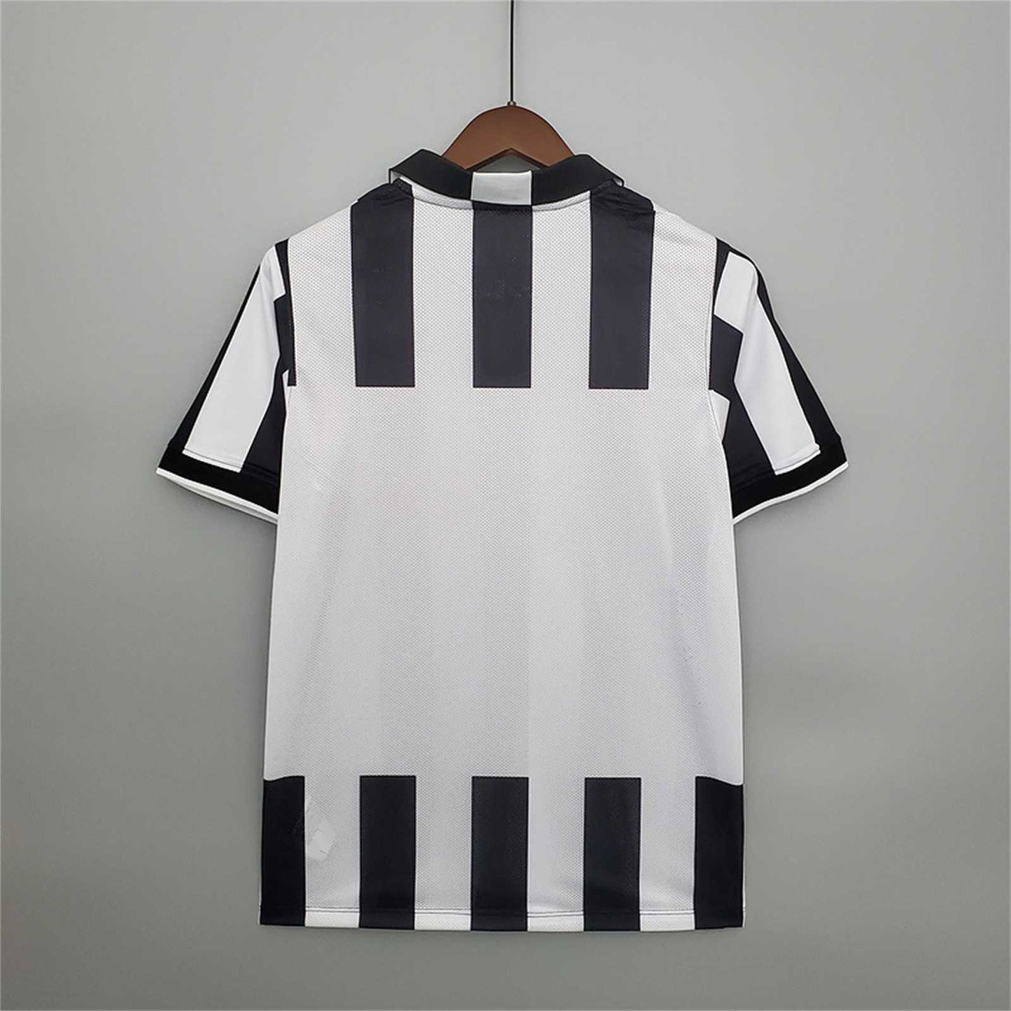 Juventus 14/15 Home Shirt