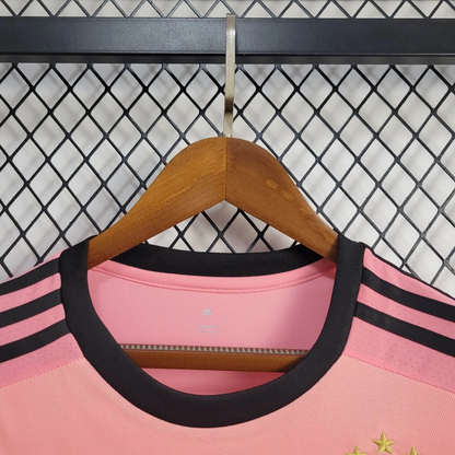 Juventus 2015/16 Away Shirt