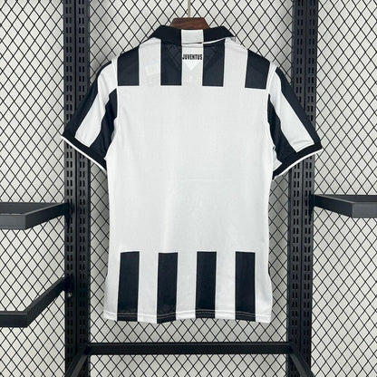 Juventus 2015 Away Shirt