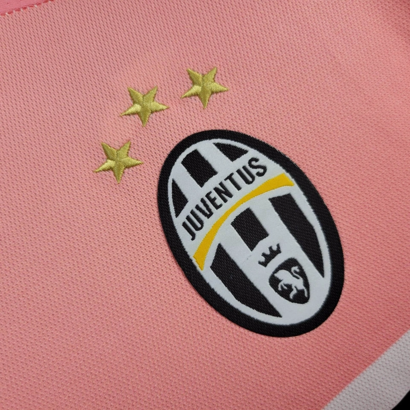 Juventus 2015/16 Away Shirt